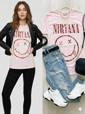 NWT Nirvana Hot Topic Pink Floral Smiley Face Boyfriend Tee - Small